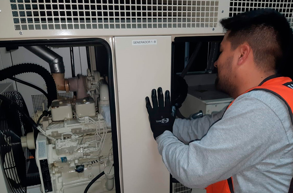 Mantenimiento de Plantas de Luz en CDMX